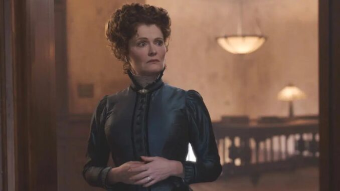 rebecca-wisocky-as-hetty_11zon