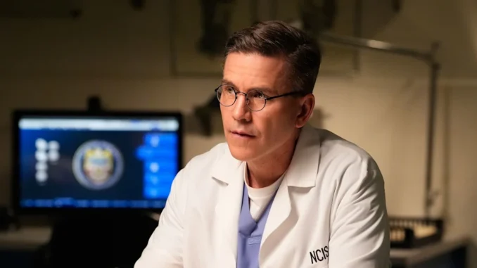 54e38a7f35af-brian-dietzen-ncis.jpg