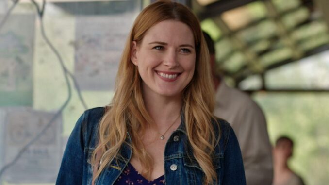 alexandra-breckenridge-as-mel-mo