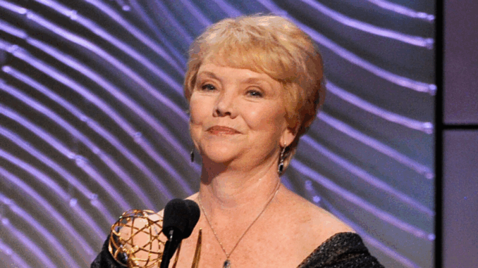 erika-slezak-general-hospital-14