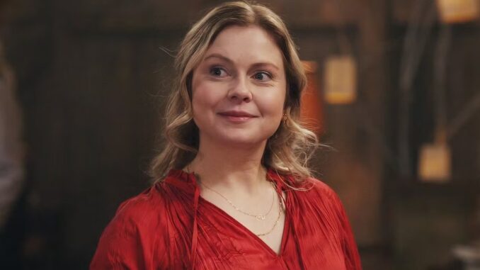 ghosts-rose-mciver-talks-about-being-a-gun-for-hire-stepping-into-the-director-s-chair-in-season-4_11zon