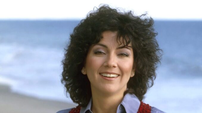 joyce-dewitt-3-scaled-1-1014x570
