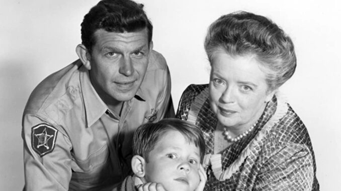 Aunt-Bee-Finally-Puts-Family-First-in-a-Powerful-Moment-2025-07-23T040454.016Z.jpg Aunt Bee Finally Puts Family First in a Powerful Moment