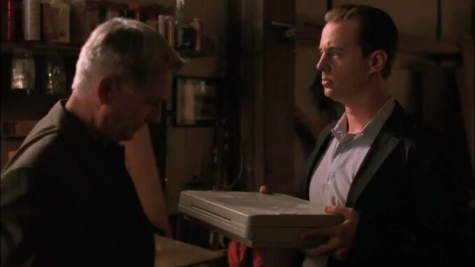 Gibbs-Gives-McGee-His-Laptop-to-Hack-the-FBI-2025-07-17T091435.868Z.jpg Gibbs Gives McGee His Laptop to Hack the FBI