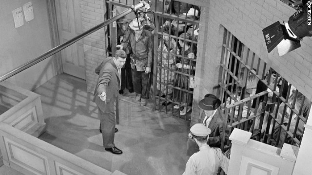 Secrets-from-Behind-the-Scenes-of-The-Andy-Griffith-Show-2025-07-05T084611.025Z.jpg Secrets from Behind the Scenes of The Andy Griffith Show