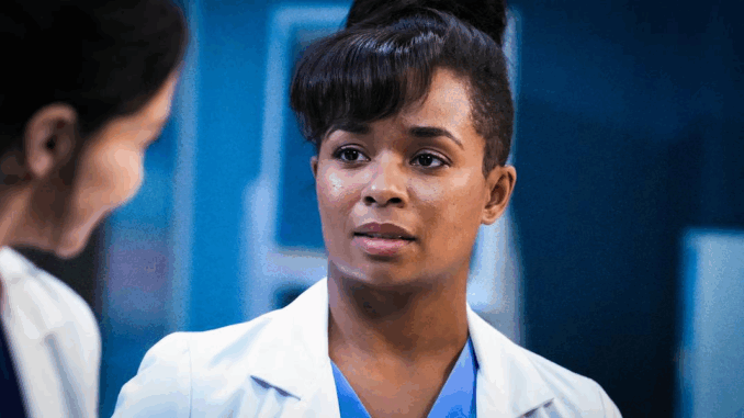 alexis-floyd-as-simone-griffith