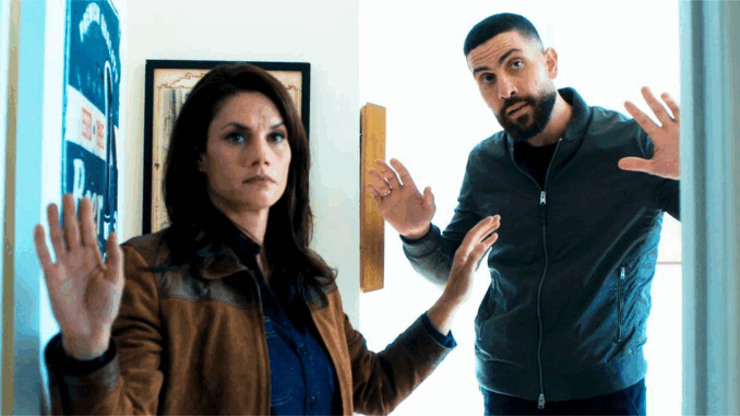 maggie-and-oa-with-their-hands-u