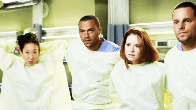 sarah-drew-with-the-grey-s-anato