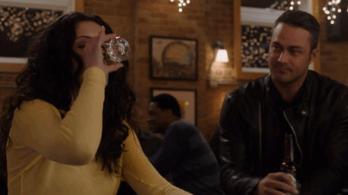 stella-and-severide-at-molly-s-i