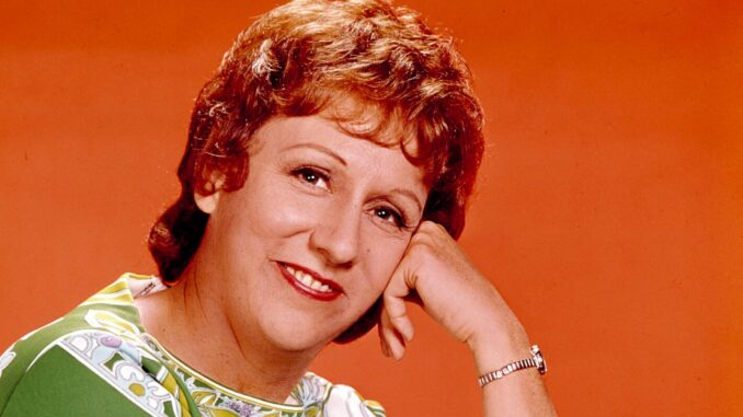 jean-stapleton-1420x798-1-678x38