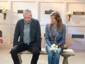Tim Allen Faces Heartbreak in Shifting Gears Season Two Premiere Ahead of Home Improvement Reunion md02