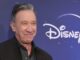 Tim Allen Finds Forgiveness After the Tragic Loss of His Father 60 Years Ago md02