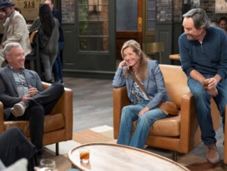 Tim Allen Reunites With Home Improvement Cast in Exciting Season Two Premiere md02