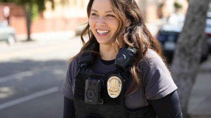 Melissa ONeil Finds Solace in Quiet Retreat After Tragic Loss on The Rookie md02