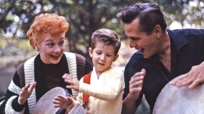 ảnh 2 Lucy and Desi with Keith Thibodeaux who played Little Ricky
