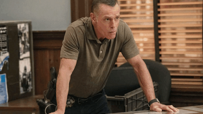 chicago-pd-1301-hank-voight-1