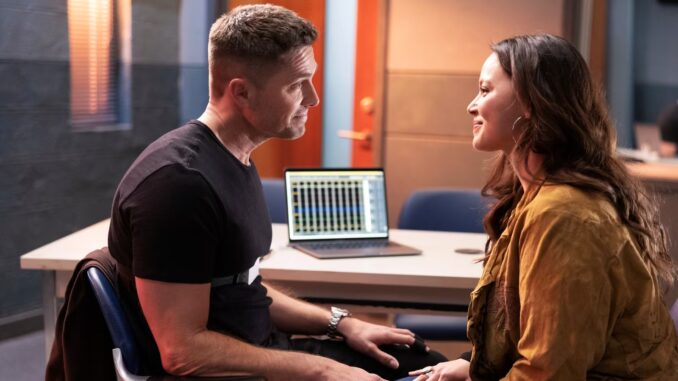 eric-winter-as-tim-bradford-and-melissa-o-neil-as-lucy-chen-in-the-rookie-season-6-episode-2