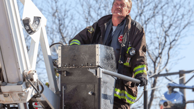 mouch-chicago-fire-1109-1