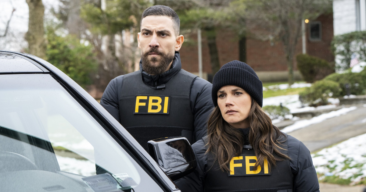 FBI Stars Missy Peregrym & Zeeko Zaki Take Chase to NYC Streets in Season 8 Filming md11