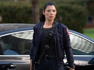 Hanako Greensmith Reveals Which Chicago Fire Officer Could Be Violet’s Perfect Match md11