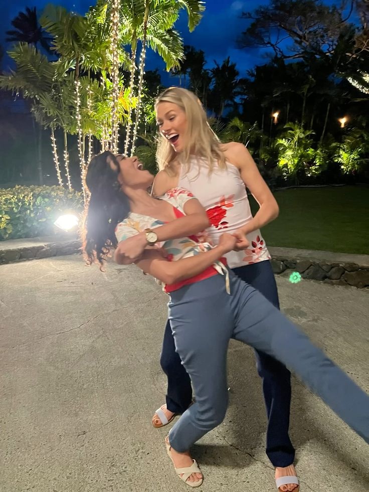 D2f70698c58313a0fe6a1873851d7753