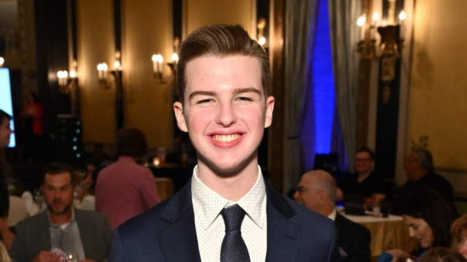 Iain armitage 1420x798